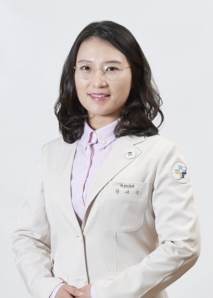 정서인 의료진